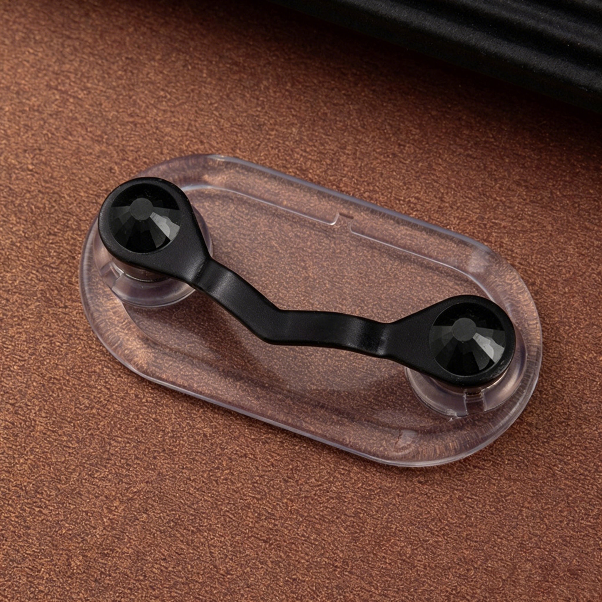 Fashionable Magnetic Eyeglass Holders (2 Pack)