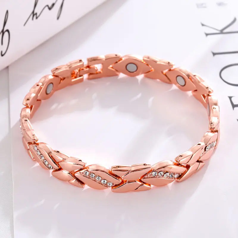 Magnetic Bracelets for Women – Stylish, Adjustable & Comfortable Fit ⛑️📦
